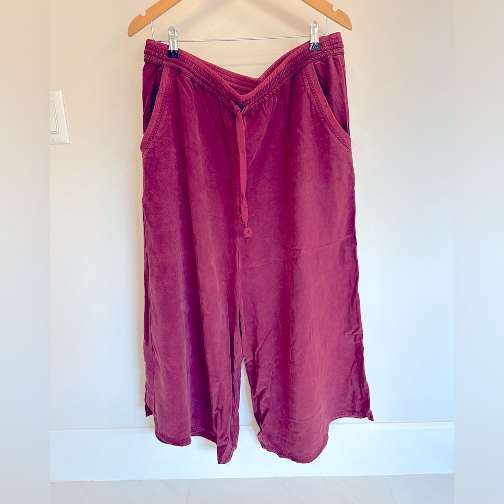 Wide leg loose fit lounge pants by Anthropologie x Saturday Sunday. Size XL.